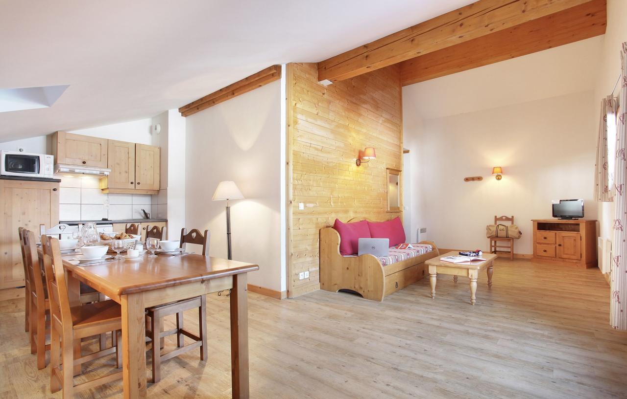 Residence Odalys Les Belles Roches Нотр-Дам-Дьо-Белкомб Екстериор снимка